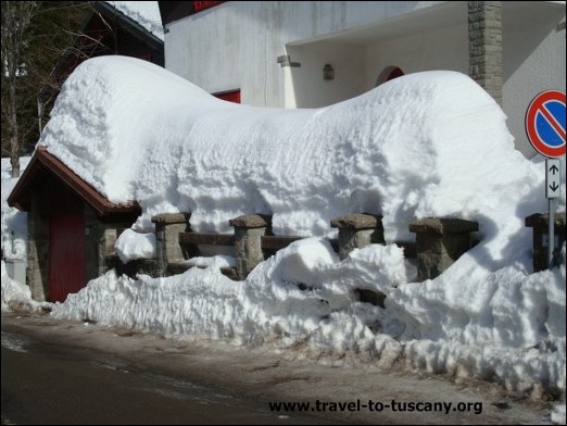 Snow Italy Tuscany