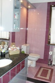 Tuscan style purple bathroom tile design ideas