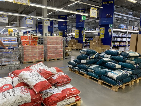 Cash & carry Italy - Store for restaurants and bars - buy carbon